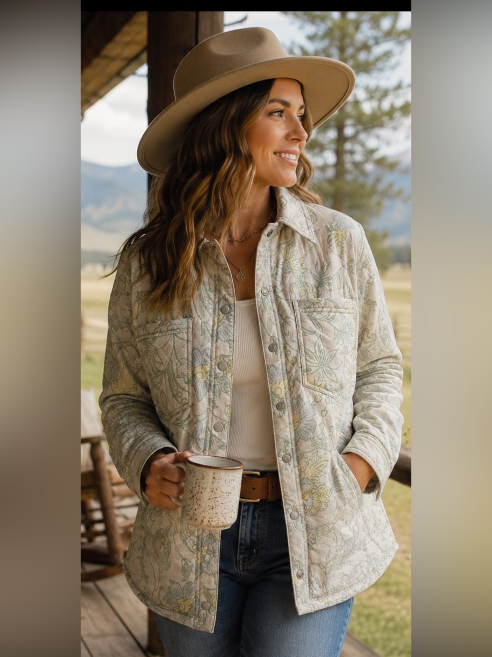 TravisMathew‎ Women’s L Floral Quilted Shacket Snap Front Jacket
